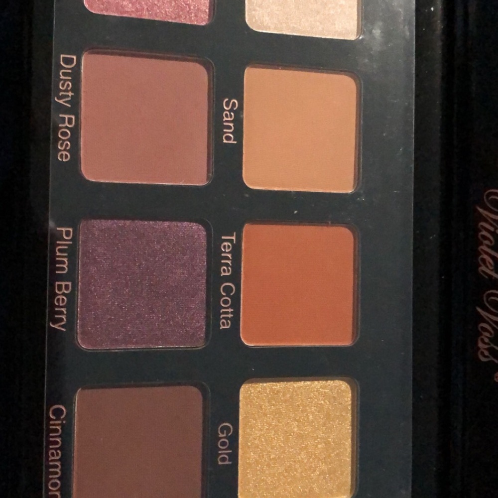 Makeup bundle - Picture 9 of 9